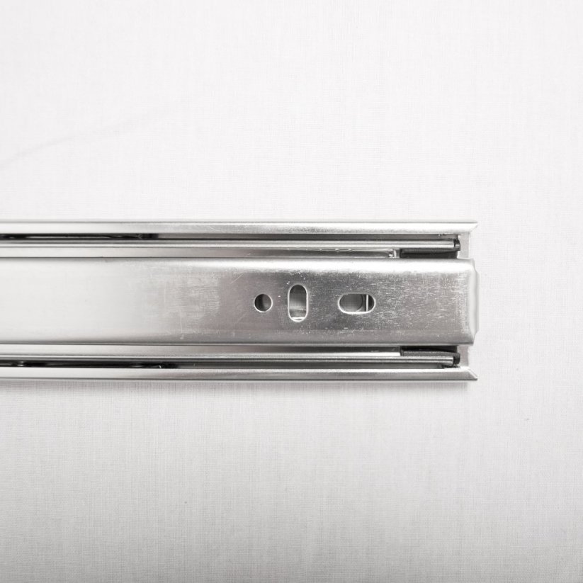Kuličkový plnovýsuv s tlumičem boční montáž 600 mm